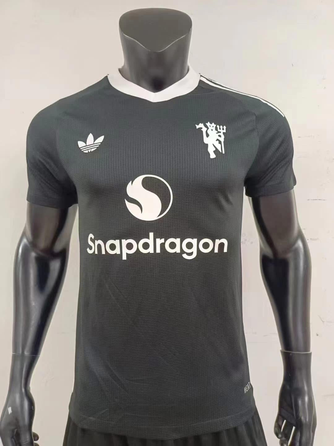 Man U black